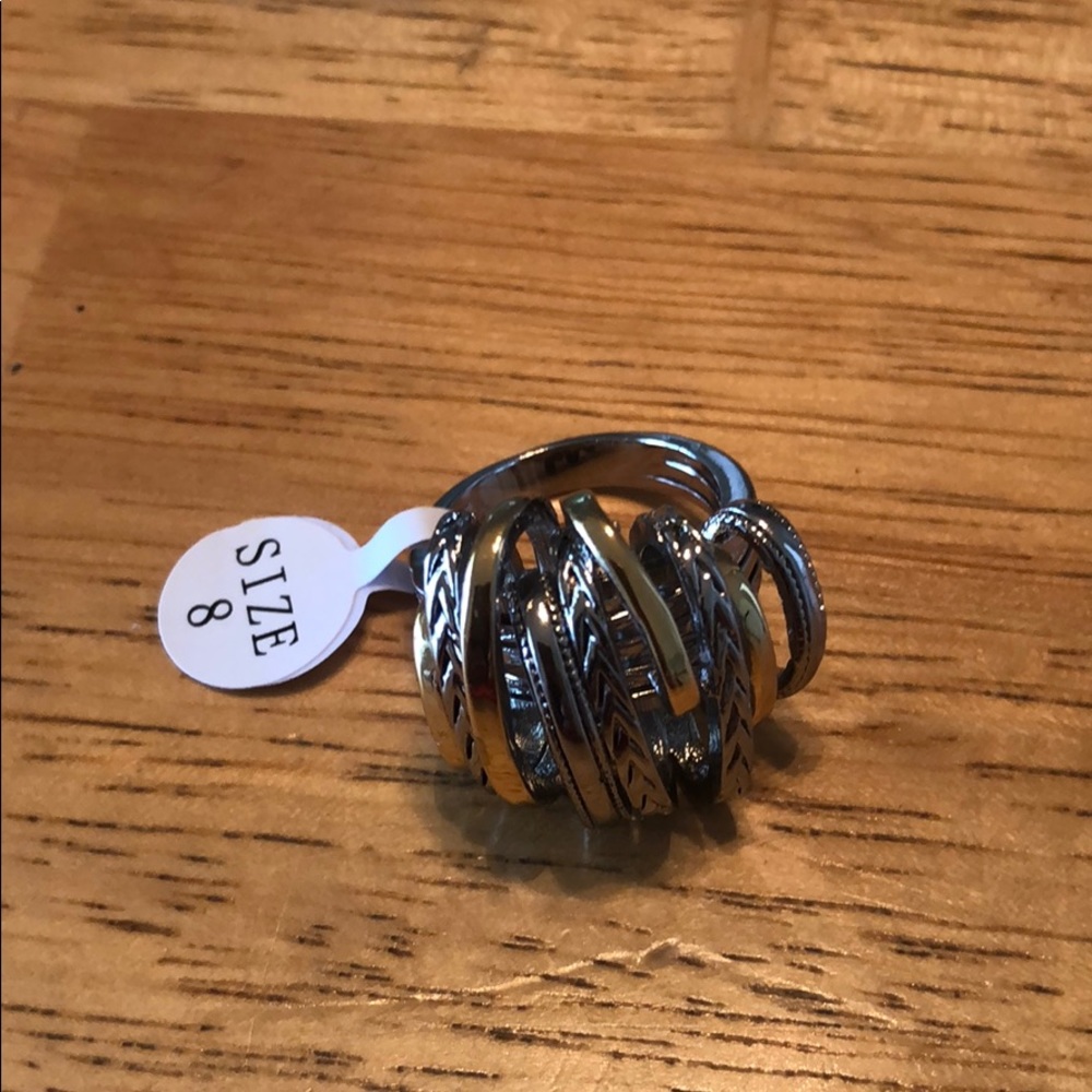 Modern ring